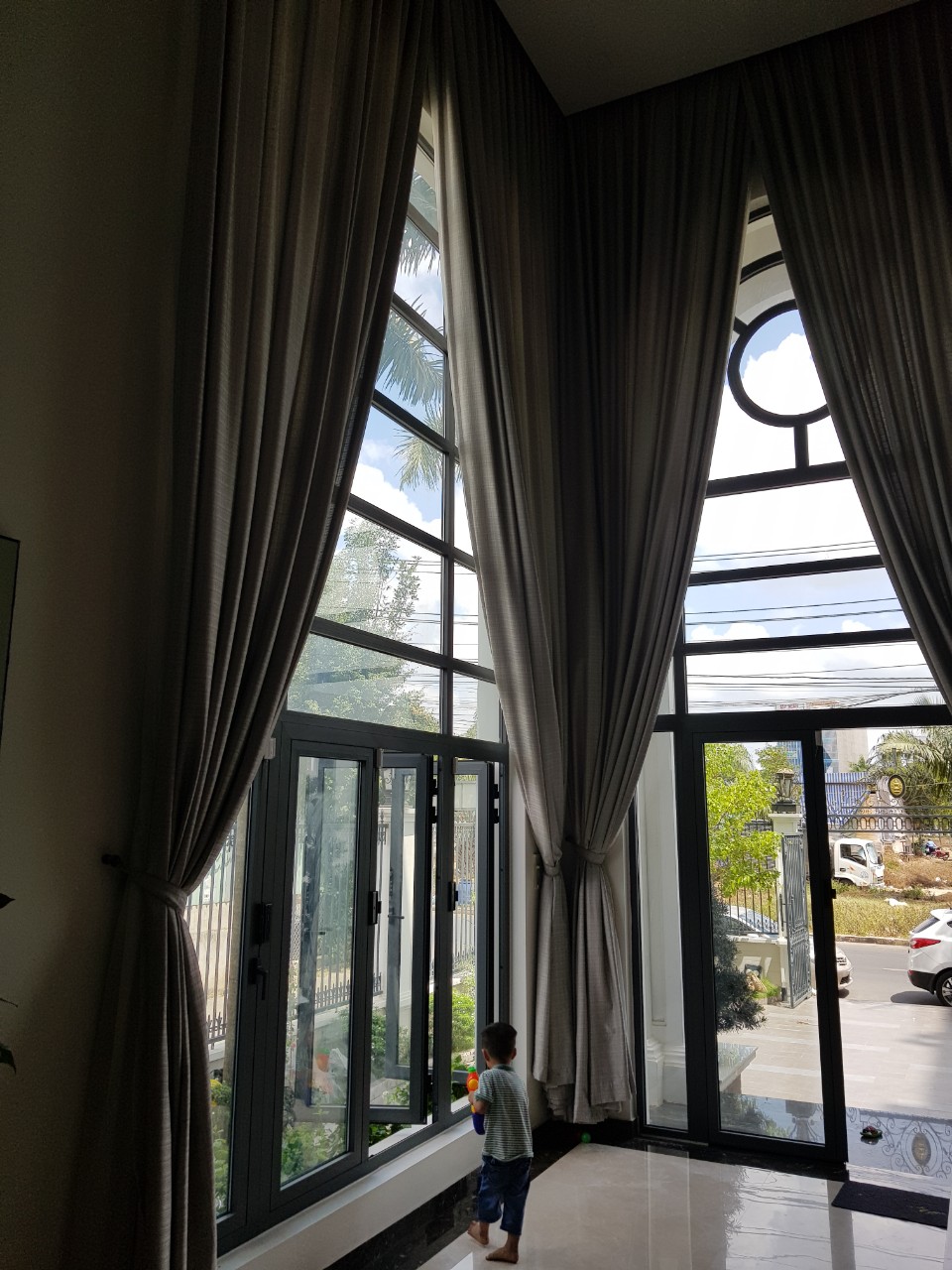 BIỆT THỰ - BÌNH DƯƠNG