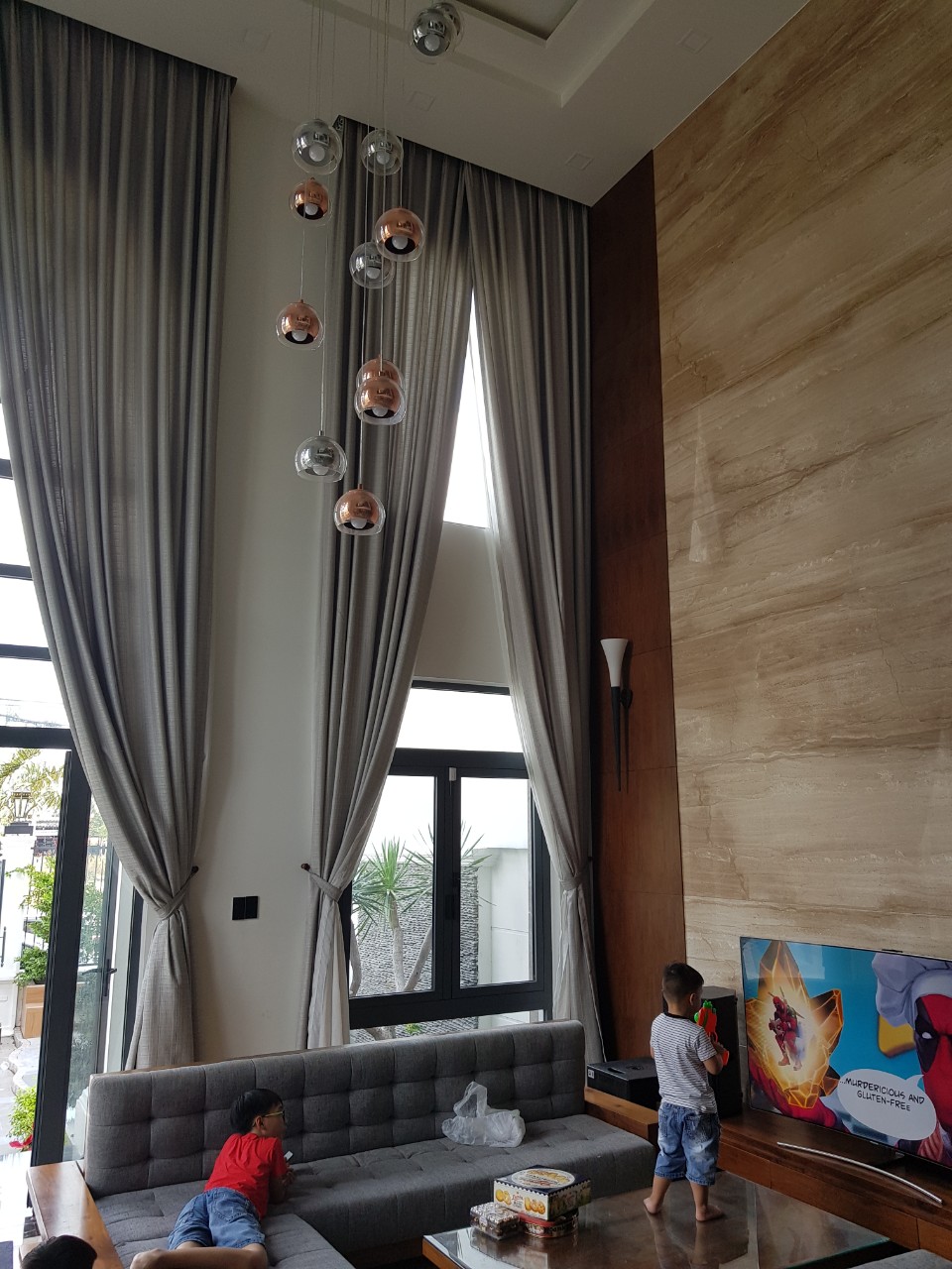 BIỆT THỰ - BÌNH DƯƠNG