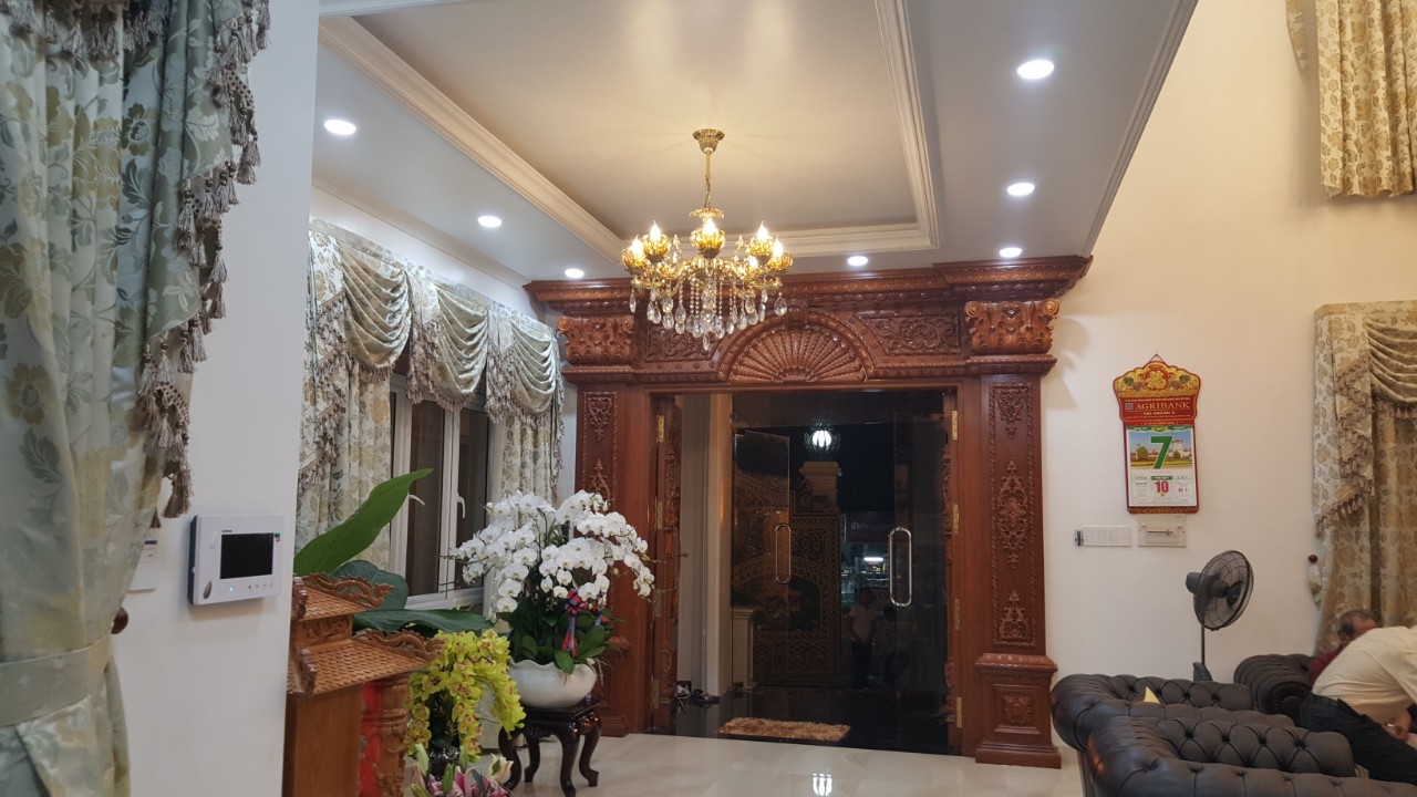 BIỆT THỰ - QUẬN 9